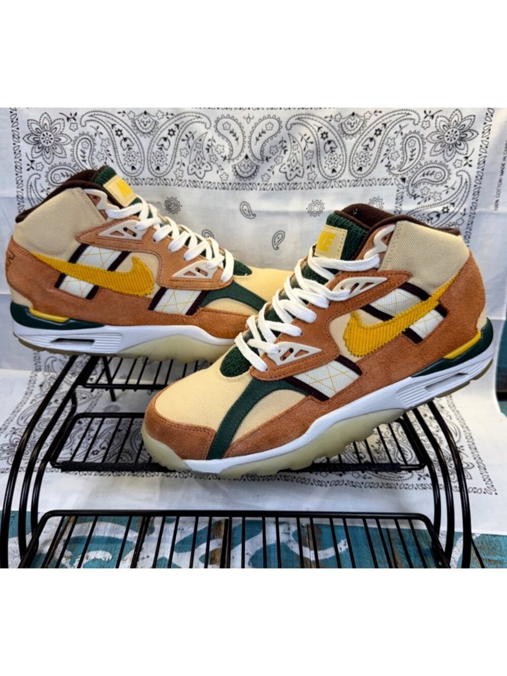 Nike Air Trainer SC High “Pollen Cider” Bo Jackson DO6696-700 Men’s Size 8.5 EUC